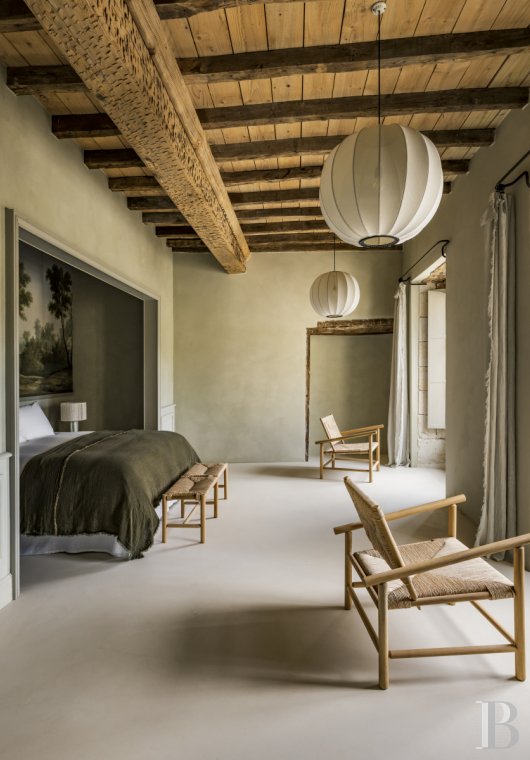 A former 18th century royal factory saved from ruin and completely renovated in Lectoure, the Gers - photo  n°20